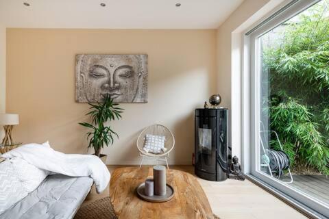Studio Chic Avec Salon Et Terrasse Privee Apartment Tourcoing Exterior photo